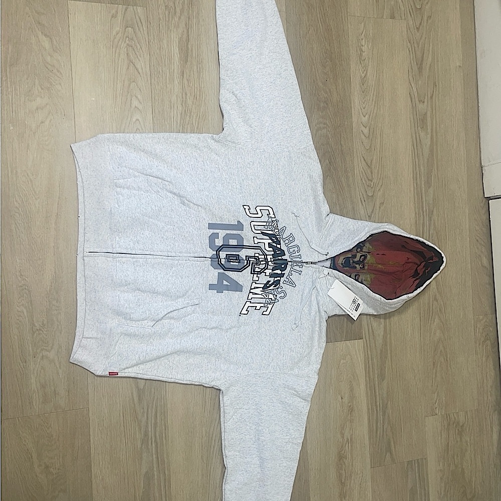 Supreme Gray Zip Up Sweater with Classic Style